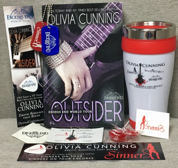 giveaway-outsider